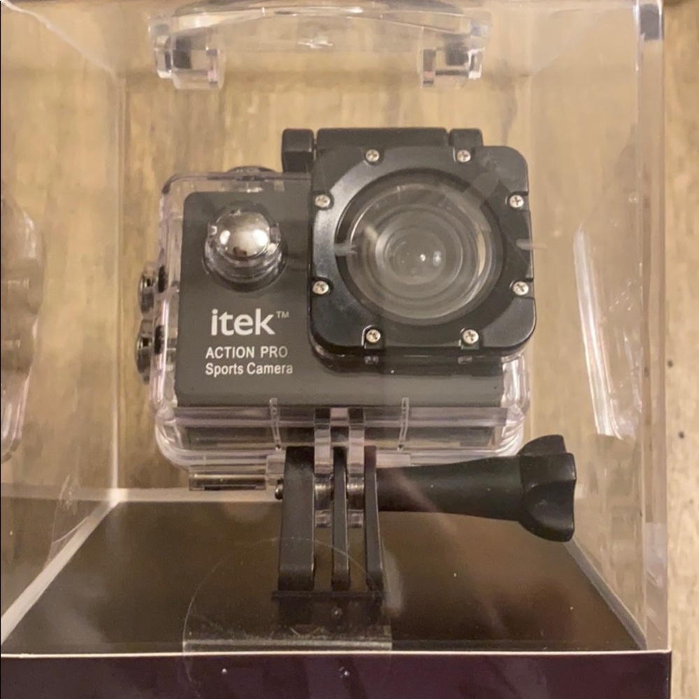 NWT ActionPro camera - Picture 6 of 8